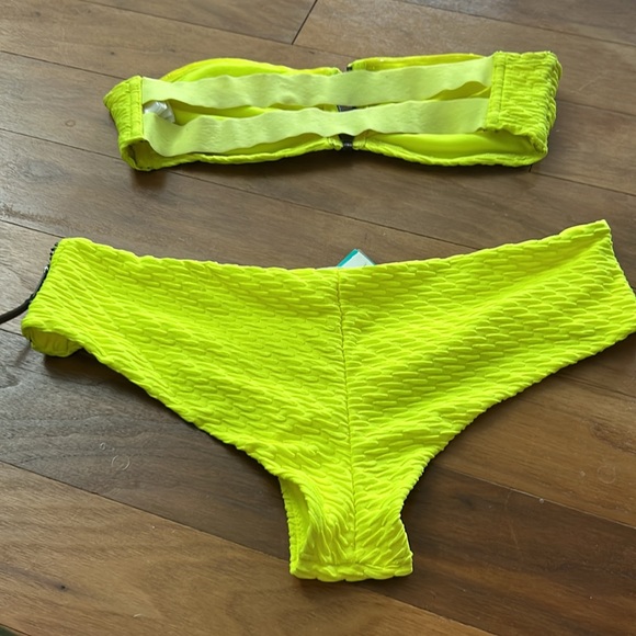 H&M Neon Yellow Bandeau Swimsuit S 10 Bottom NWT and S 12 Top! - Picture 4 of 5